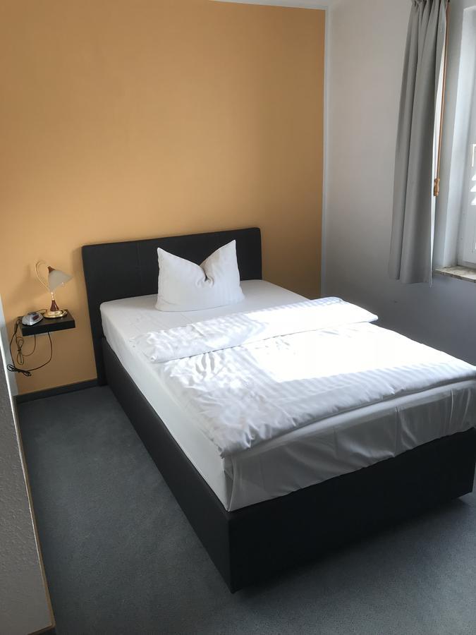 Hotel Am Maibaum Neuenrade Eksteriør billede